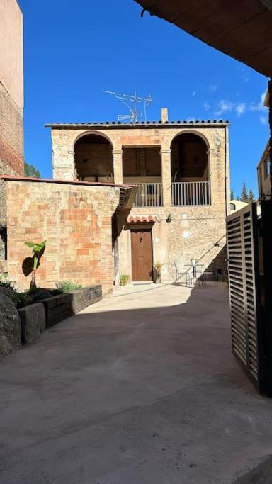 Habitacion Roca Foradada En Casa Cami De Les Aiguees Monistrol De Montserrat Esterno foto
